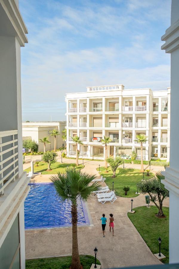 Magnifiques Appartements De Vacances Бузніка Екстер'єр фото